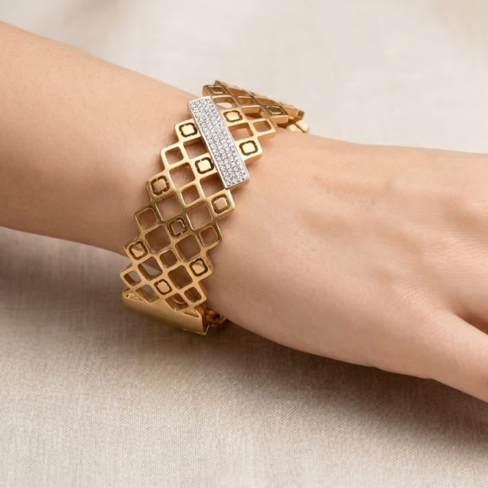 Luxury Gold Plated Crystal HandCuff – Elegant Open Bangle for Women