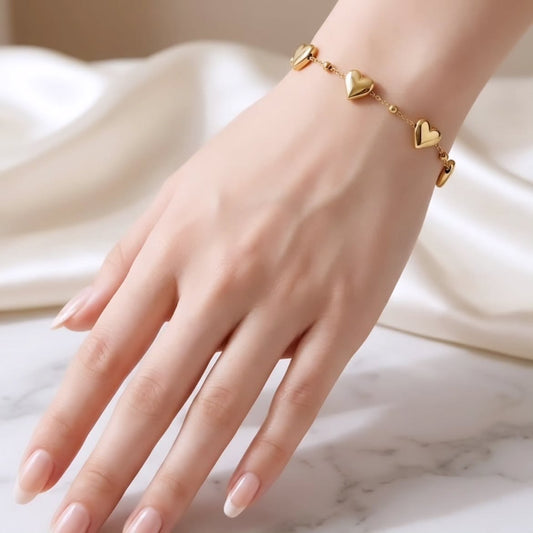 Gold Heart Charm Bracelet