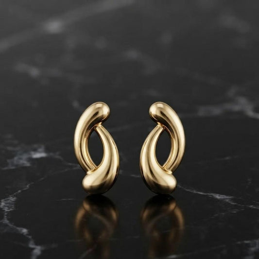 Minimalist Twist Gold Hoop Earrings