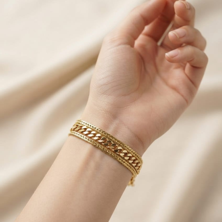 Luxury Triple Layer Gold Chain Bracelet for Women – Elegant Statement Bracelet