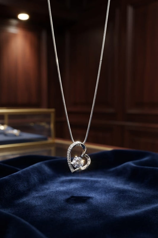 Silver Crystal Heart Pendant Necklace – Elegant Love Charm Necklace for Women