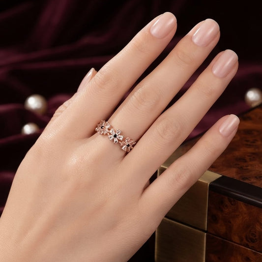 Rose Gold Floral Crystal Ring – Elegant Daisy Adjustable Ring for Women